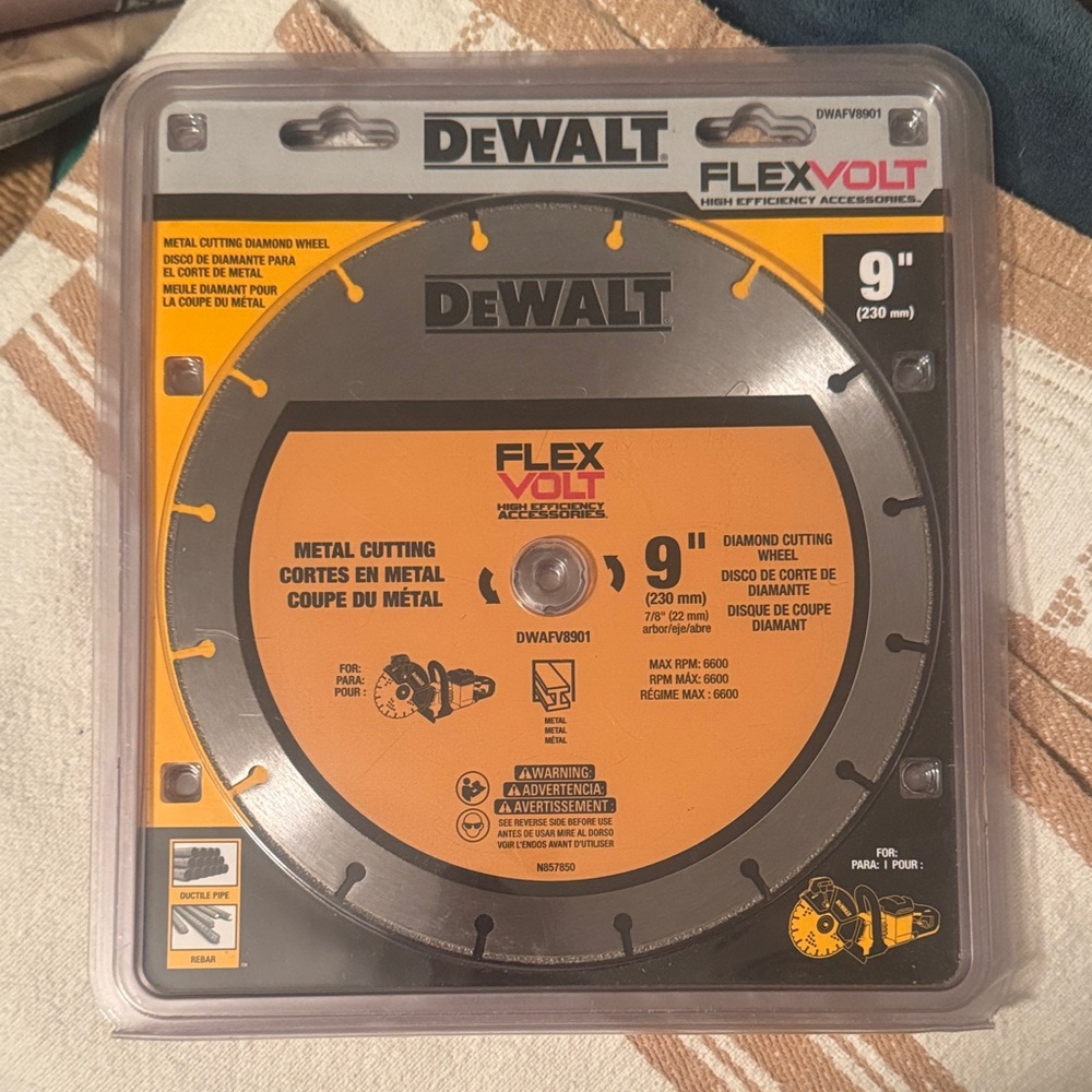 DeWalt 9" Metal Cutting Blade - Diamond Wheel - NWT